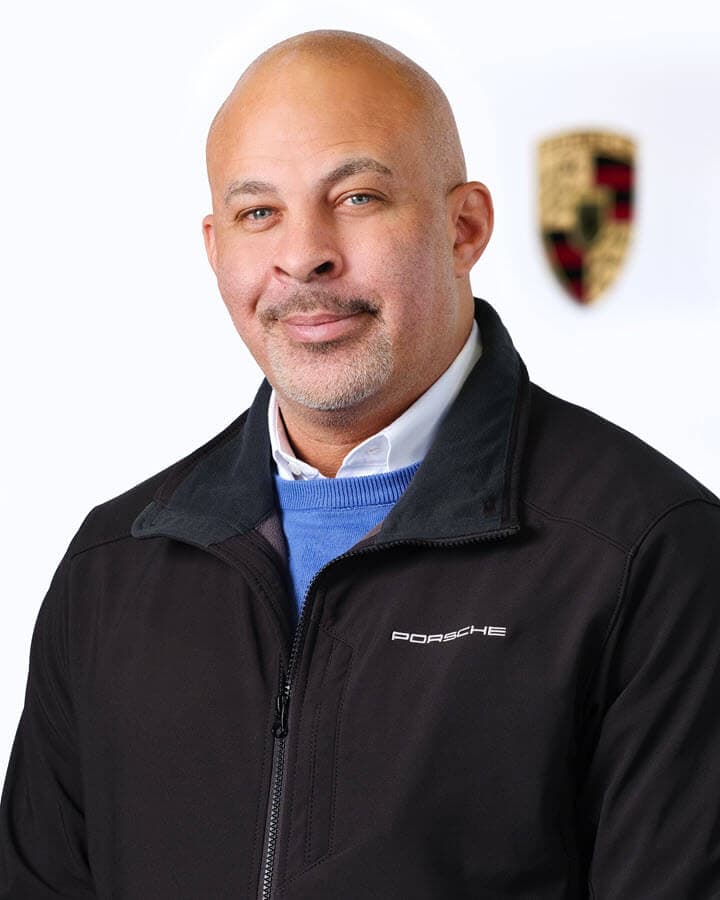 Photo of Roberto Bey